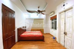 Bán nhà phố chùa láng, đống đa, nhà đẹp ơ luôn, ba gac đô cưa, ngo thông, 40m2,5t