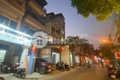 Bán nhà mặt phố 13 tỷ hoa lâm 3t mt 5m dt 97110 kinh doanh sầm uất tt quận long biên