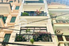 Bán nhà thiết kế đẹp phố nguyên hồng 55m2, 6t thang máy, mt4.5m vỉa hè ô tô vip đống đa