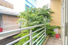 Bán nhà gần lam sơn, shr, dt 5x12m, hxh, giá 6.x tỷ