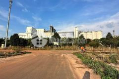 Căt lô 200tr ban lô đât ngay trung tâm tx chơn thanh 10x50, sô hông riêng