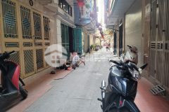 Bán nhà thanh nhàn 48m2, mặt tiền 5m. ngõ thông. lô góc gần oto 6.35 tỷ