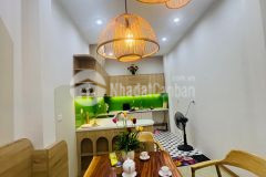 Phân lô vip cầu giấy ngõ to hơn phố vỉa hè đá bóng kinh doanh vp full nội thất xịn 2 t