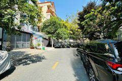 Bán nhà 3 tầng linh trung kinh doanh tốt, thu nhập 8 trth giá chỉ 6 tỷ