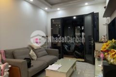 Bán nhà ngọc thuỵ,long biên 4 tầng,39m2 oto đỗ cổng nhỉnh 5 tỷ