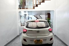 Bán nhà tô vĩnh diện thanh xuân, phân lô hai mặt ngõ thông, gara ôtô, nhà 5 tầng gần phố.