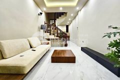 Bán nhà hoàng mai gần phố mai động, ngõ phân lô gần đường ô tô, nhà 4 tầng nội thất đẹp.