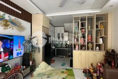 Cần bán gấp nhà bồ đề, long biên 5t, 30m2, chỉ 4,5 tỷ cam kết chuẩn