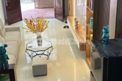 Bán nhà tại lĩnh nam,diện tích 40m2,5 tầng,mặt tiền 3m.,ngõ oto.gía 5,45ty