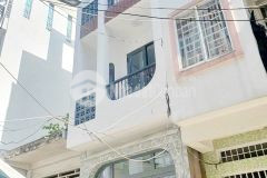 Bán nhà đẹp 2 lầu hẻm 5m gần đường âu dương lân phường 3 quận 8