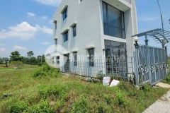 Nhà mặt đường nội bộ kdc phúc khang làng sen đức hòa dtsd 200m2 chỉ 2.8 tỷ lh0902923973.