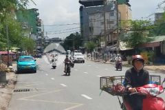 Nhà bình thạnh, gần hàng xanh, giá chỉ hơn 12 tỷ.