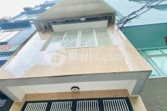 Mặt ngõ, ô tô tránh, vải hè, kinh doanh phố pháo đài láng, đống đa. 0911554873.