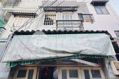 Nhà hẻm 2669 tôn đản p4q4hcm 18.5m 1 trệt 1 lửng 2 lầu 1st. shr 2.7 tỷ. lh0854049979