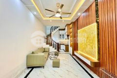 Bán nhà lý sơn, long biên, ô tô tránh cách 30m, 38m2 giá 4 tỷ6