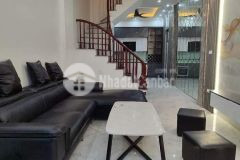 Bán bắc cầu ngọc thụy dt 45 m 2,5 tầng giá 3 tỷ nhiều tiện ích gần trường.chợ ủy ban,15m ra đường c