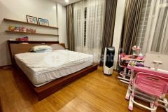 Bán nhà sát phố thái thịnh, đống đa. 40m2x5tx6.5mmt, ở luôn, hơn 8 tỷ