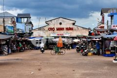 Căt lô 200tr ban nhanh lô đât măt tiên đương nhưa 32m ngay kcn minh hưng