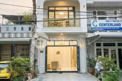 Nhà trệt lầu số 32 đường d4 kdc hồng loan