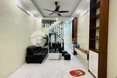 Bán nhà riêng khúc thừa dụ cầu giấy 42m x 5t giá 9.5 tỷ nhà đẹp 2 thoáng