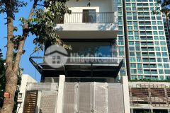 Bán tòa nhà ngay đảo kim cương. dt 5x20. hầm 6 lầu. giá 24.5 tỷ