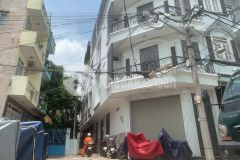 Căn góc 1 xẹt lê văn quới, 4x13.5m, hẻm oto thuận tiện kinh doanh, giá rẻ nhất khu