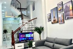 Cho thuê nhà đẹp ngõ 3 gác khương trung thanh xuân 41m 3t 3 ngủ giá 15tr