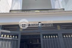 Nhà chủ xây tâm huyết mói đẹp dọn vào ở ngay xe tải đậu cửa đương số 3 p9 gv giá chuẩn đẹp 7 tỷ 8 t