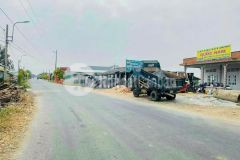 Cần bán lô đất 240m2 mặt tiền kinh doanh giá chỉ 1 tỷ 750 gọi ngay