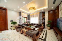 Nhà mới 4 tầng vị trí kinh doanh cực đẹp đường biện biên phủ, giá 18.5 tỷ tl