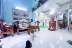 Giá 7.1 tỷ, phố thụy khuê, ô tô đỗ cửa, kinh doanh, dt 42mx5 tầng.