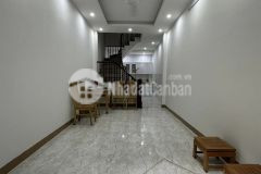 Bán nhà hoàng mai, gần phố, ngõ phân lô thông, gần đường ô tô, nhà 5 tầng đẹp.