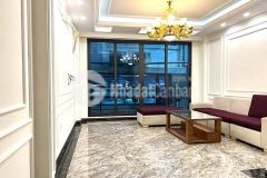 Bán nhà mặt phố đê la thành, đđa. k.doanh, vp, 5mmt, 5t, ở luôn. hơn 6 tỷ
