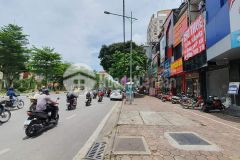 Bán gấp nhà mặt phố hoàng văn thái, 8 tầng thang máydt 120m2, 8 tầng, mt 8m, 45tỷ