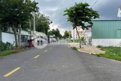 Chủ ngộp bán lỗ lô góc đất ở đô thị ngay khu 1b thị trấn cần đước