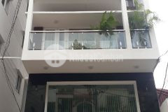 Bán căn nhà mặt tiền đường trương định quận 3. dt 4x17m 7 tầng. giá 31 tỷ