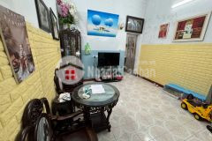 Bán nhà an dương vương 70m2 x 3 tầng mt 4.5m ngõ thông 30m ra phố nhà cũ dân xây