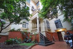 Cho thuê nhà sân vườn tại đông quan, cầu giấy 195m x 4t giá 30tr, kinh doanh tốt