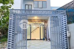 Nhà sổ riêng thổ cư 2.7 tỷ98 m21 lầu 1 trệtsân ô tô,3 phòng ngủ
