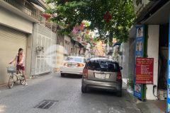 Bán nhà phố nguyễn sơn, 5 tầng, dt 32m2, mt 4.2m, giá 5 tỷ 650tr