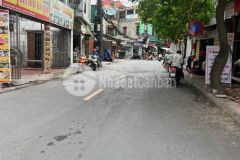 Bán nhà mặt ngõ phố gia quất, 5 tầng, dt 75m2, giá 8.5 tỷ, ô tô đỗ cửa