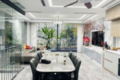 Bán nhà yên lạc 7 tầng thang máy long lanh ô tô tránh vào nhà hai bà trưng