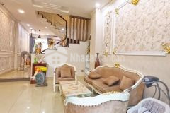 Kẹt tiền bán gấp nhà 3 lầu st hẻm xe hơi huỳnh tấn phát, quận 7