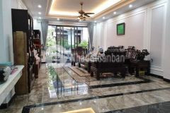 Tôi bán nhà mặt phố lê quý đôn gần trường cấp 2 lê lợi 50m2 chỉ 7.28 tỷ. lh 0989.62.6116