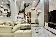 Bán nhà trương định hoàng mai, nhà mới lô góc ngõ thông, gần phố, mặt ngõ kinh doanh.