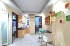 Bán chung cư phố hào nam, đống đa, căn goc dt 50m2, 2 ngủ ở luôn, sổ hồng trao tay