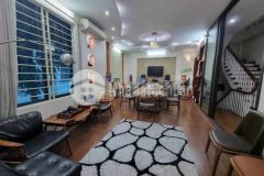 Bán nhà đội cấn 54m2, 6 tầng, mt 5.4m, lô góc ô tô giá 15 tỷ 300tr