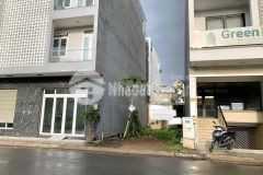 Chủ kẹt tiền bán gấp nền đất 52m2 shr, đường nhựa 7m, gần khu dân cư araki