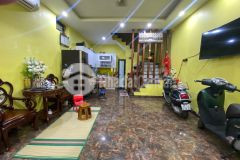 Bán nhà đẹp phố kim mã 39m2, 5t, mt4.7m căn góc giá hơn 8 tỷ hiếm quận ba đình