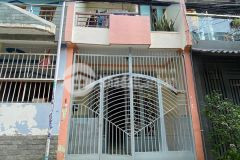 Xe hơi đỗ cửa nguyễn sỹ sách, tân bình, bãi đỗ ô tô cách 30